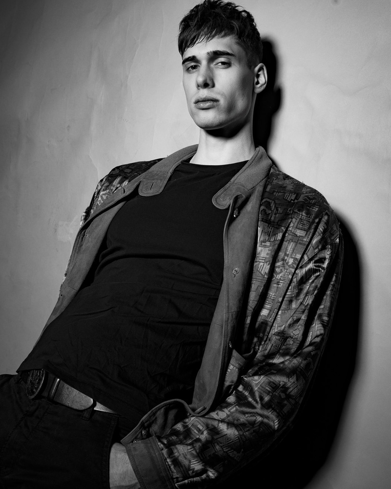 studio beauty fashion portrait